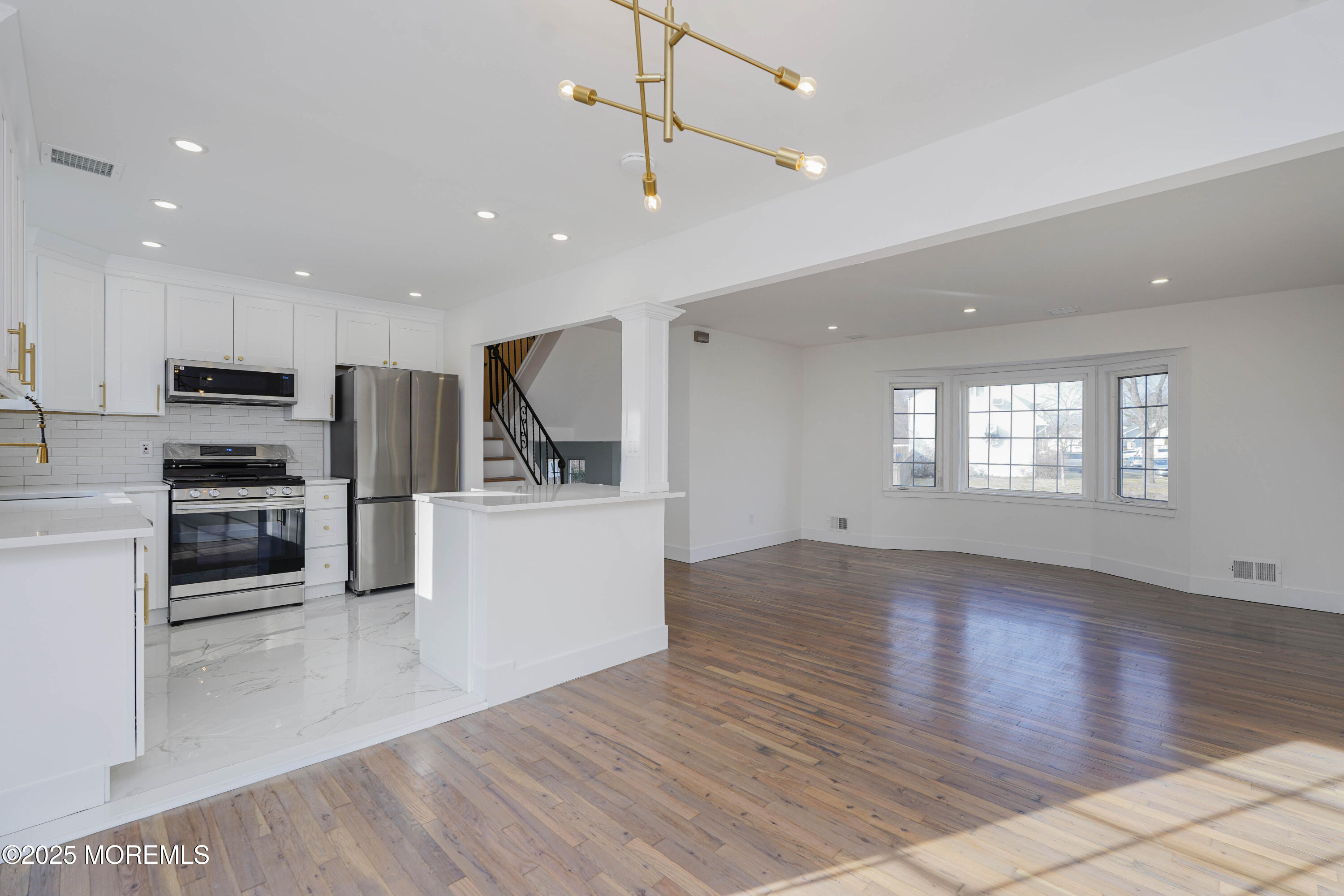 620 S Laurel Avenue, Hazlet, New Jersey image 3