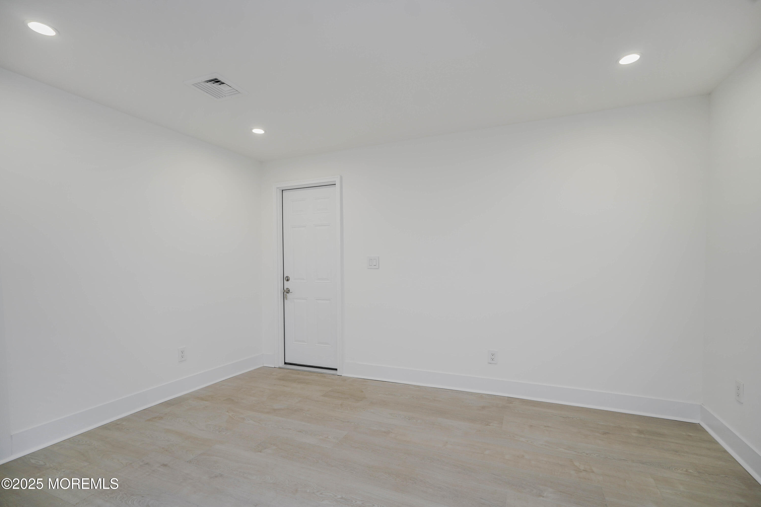 620 S Laurel Avenue, Hazlet, New Jersey image 23