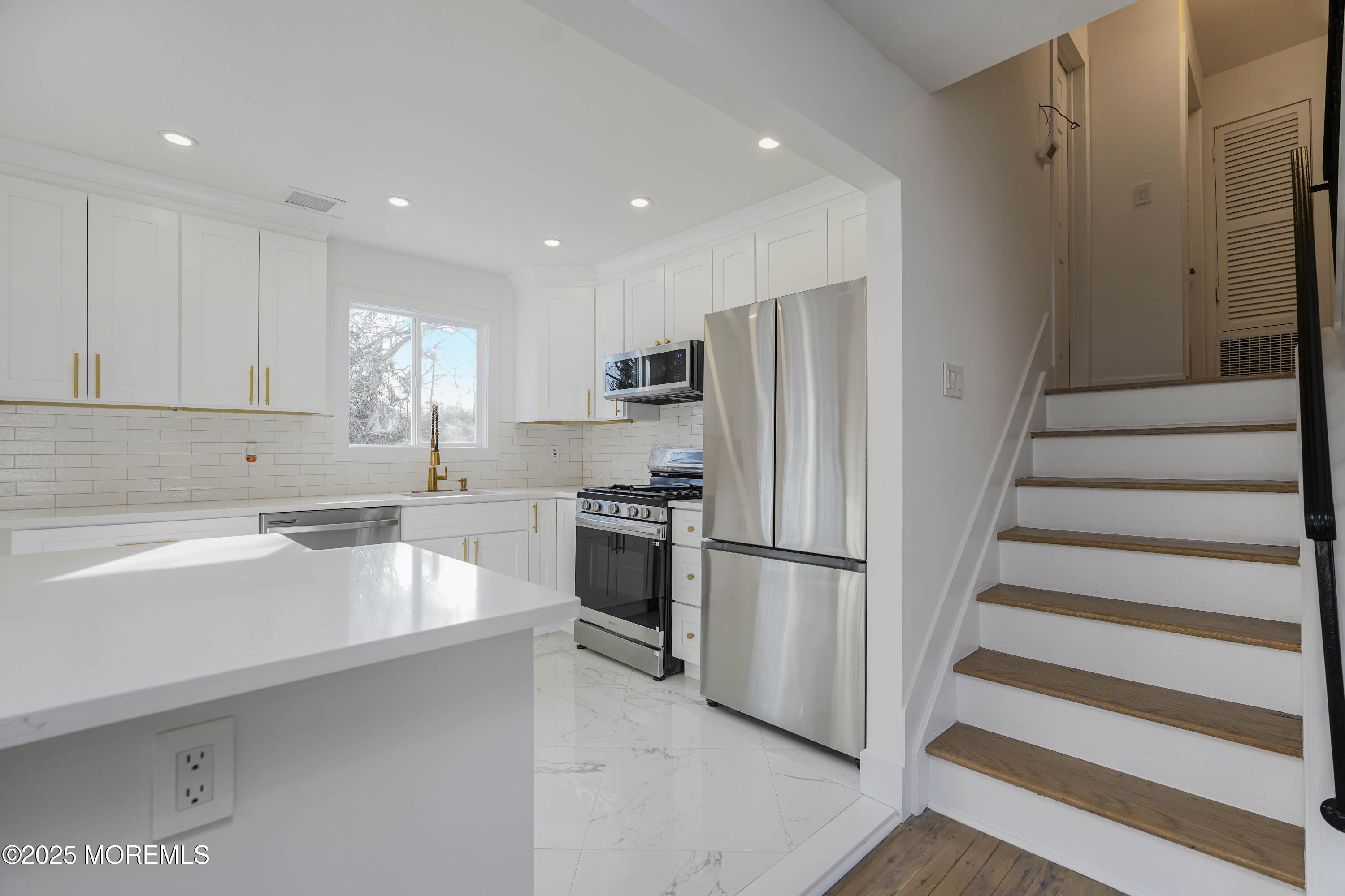 620 S Laurel Avenue, Hazlet, New Jersey image 8