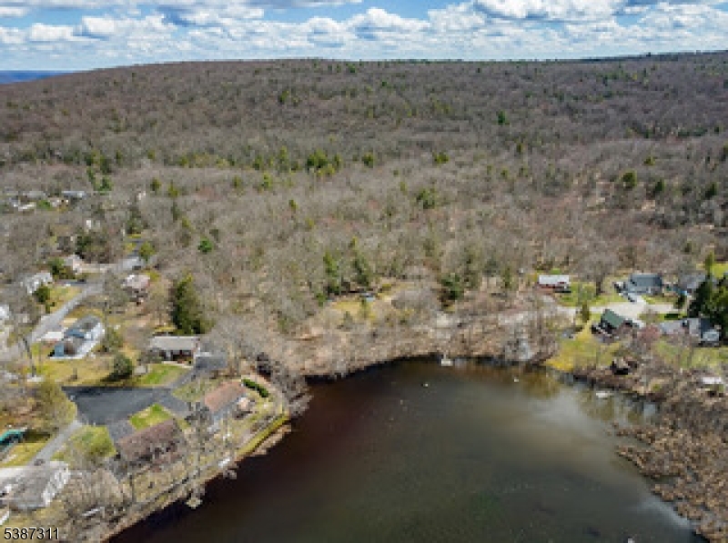 Upper Greenwood Lake - Land
