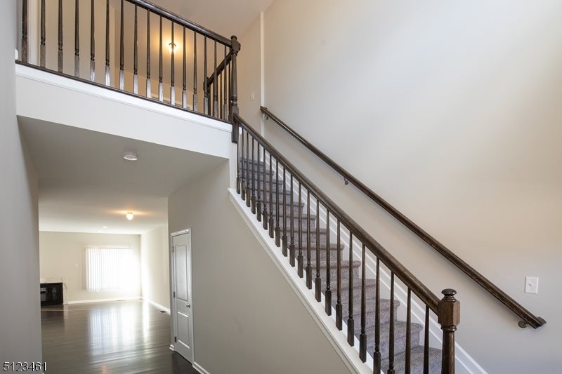 Mountain View Estates - Residential Lease