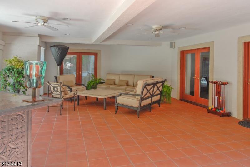 Bel Air - Residential