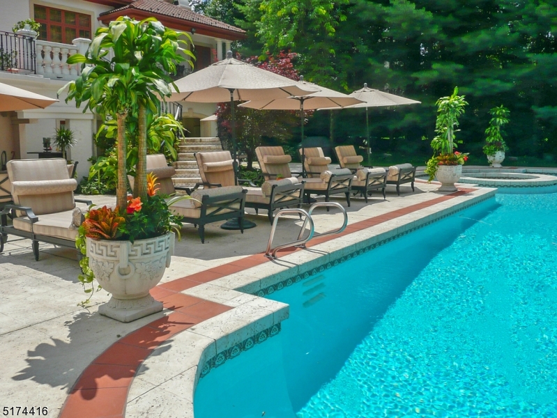 Bel Air - Residential