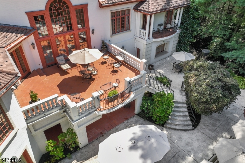 Bel Air - Residential