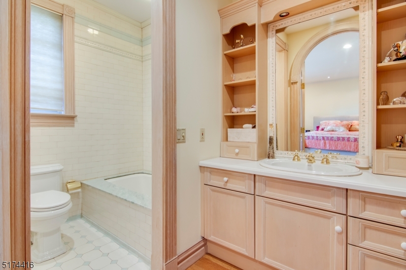 Bel Air - Residential