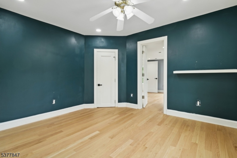 Seven Oaks - Residential