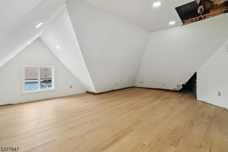 Seven Oaks - Residential