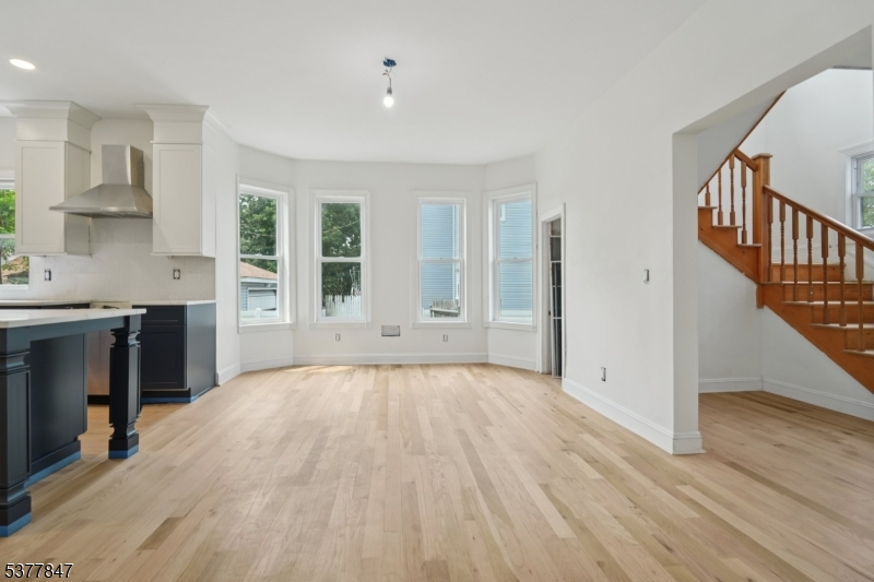 Seven Oaks - Residential