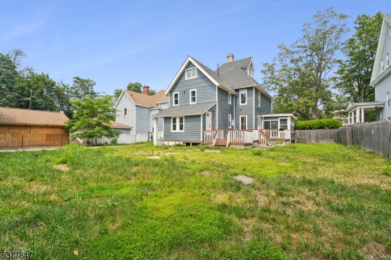 Seven Oaks - Residential