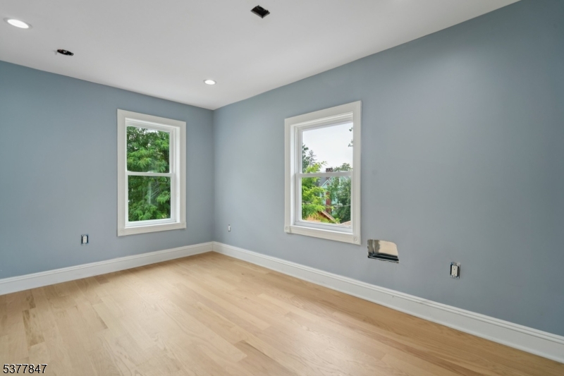 Seven Oaks - Residential