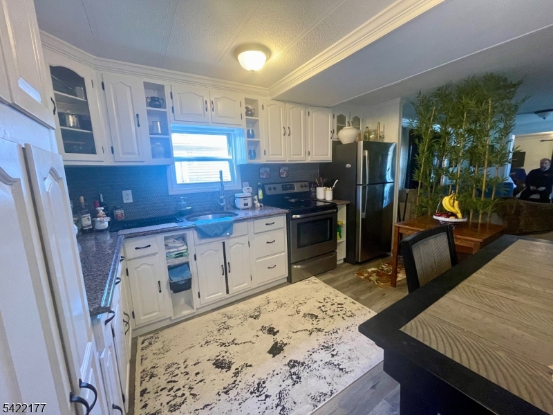 Finns Mobile Home Park - Residential