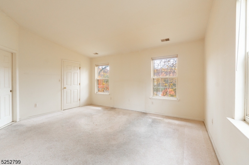 Seasons Glen - Residential