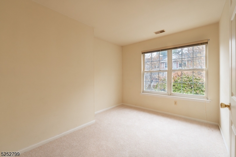 Seasons Glen - Residential