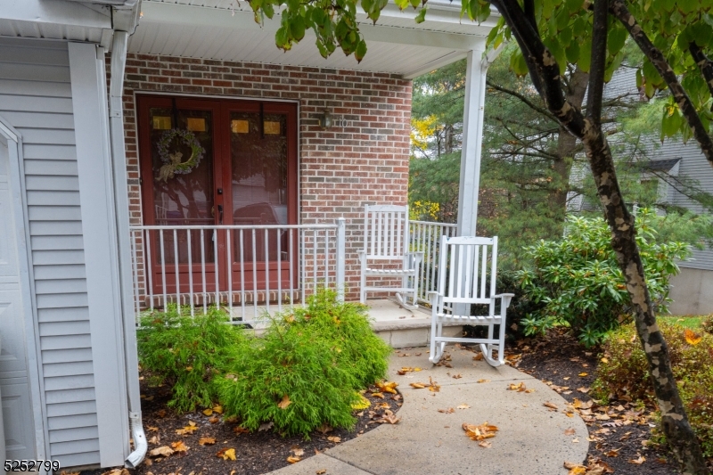 Seasons Glen - Residential