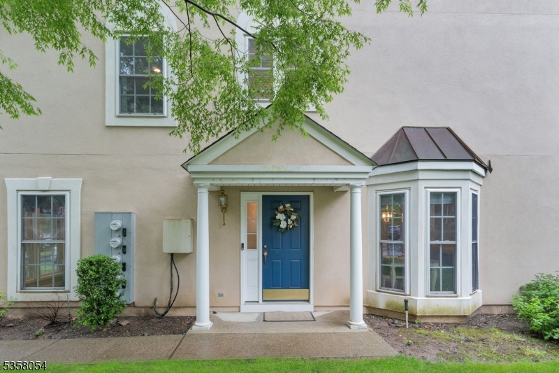 28 Peach Tree Ln