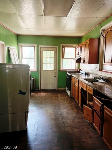 Photo 6 of 27 of 187 N 9Th St house