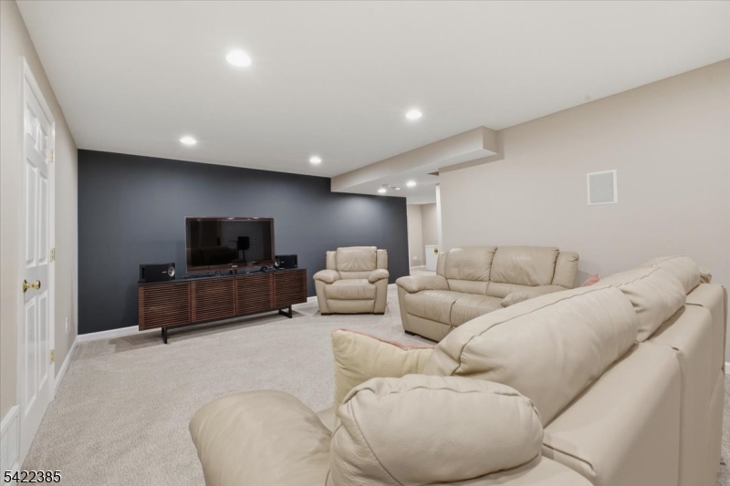 Glen Eyre - Residential