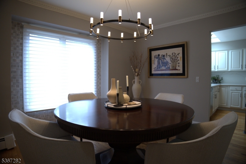 West Orange Twp., New Jersey 07052, United States, 3 Bedrooms Bedrooms, ,3 BathroomsBathrooms,Residential,Pending,159141