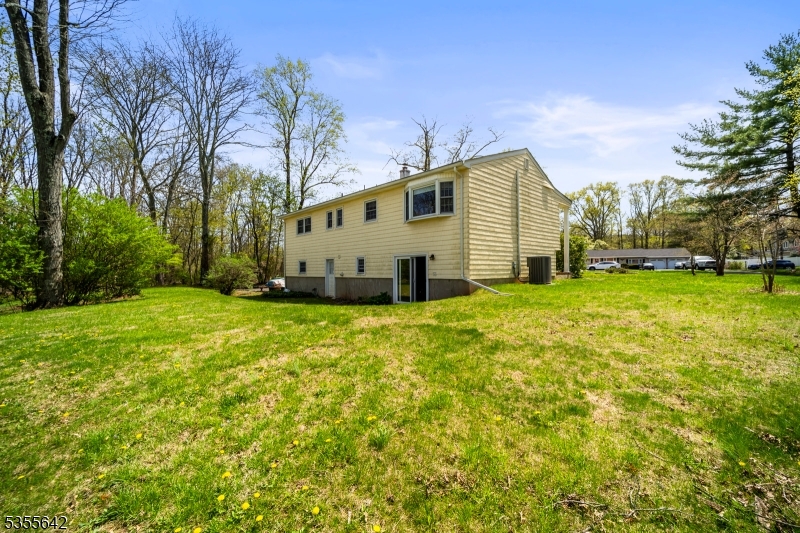 6 Lynwood Dr