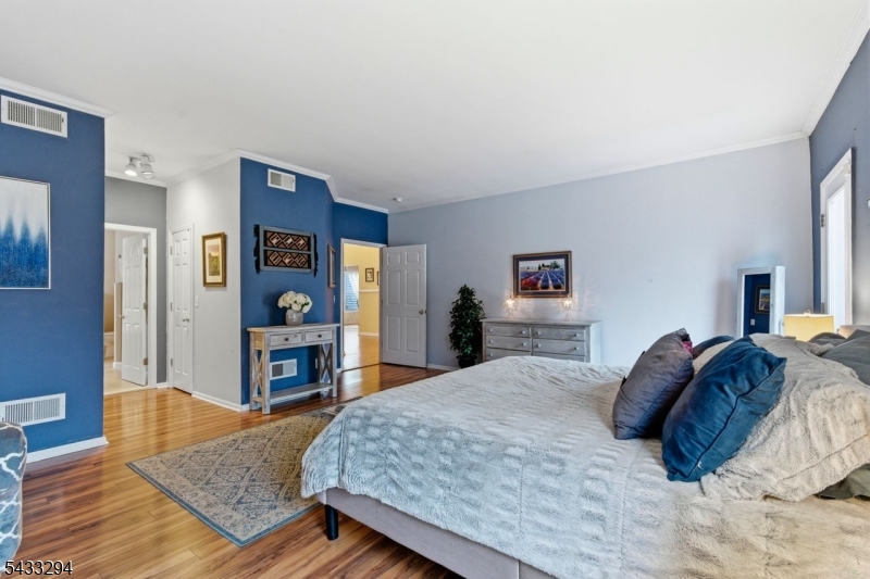 Handel Estates - Residential