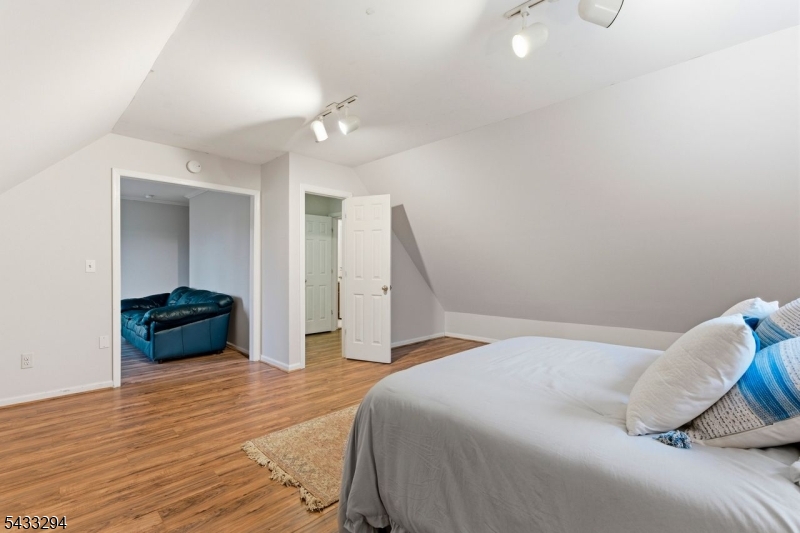 Handel Estates - Residential