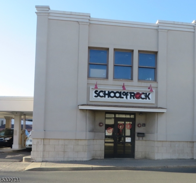 Somerville Boro, New Jersey 08876, United States, ,Residential,Active,14686 Somerville Boro, New Jersey 08876, United States, ,Residential,Active,14686