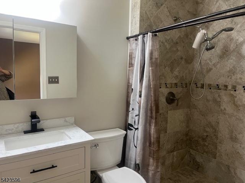 single family - Residential Lease