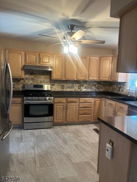 single family - Residential Lease