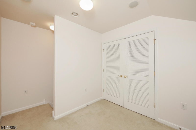 Hillsborough Point - Residential