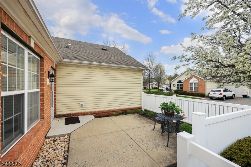 Hillsborough Point - Residential