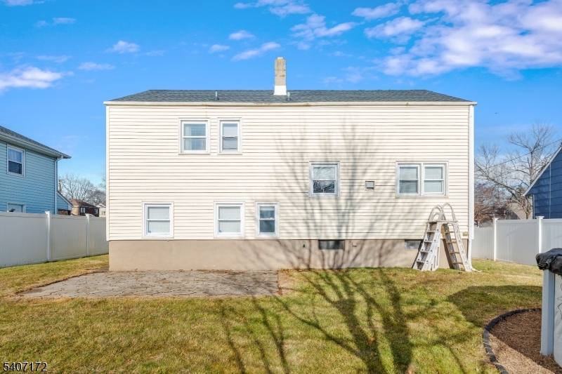 NOT IN A FLOOD ZONE - Residential