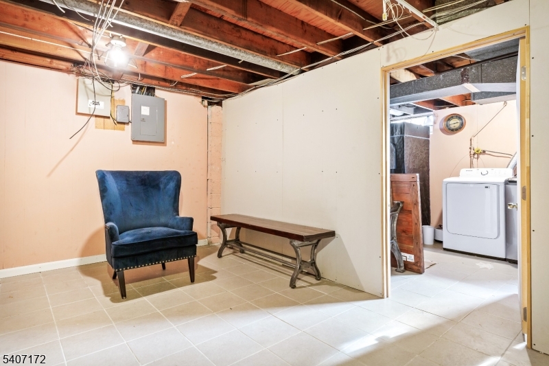 NOT IN A FLOOD ZONE - Residential