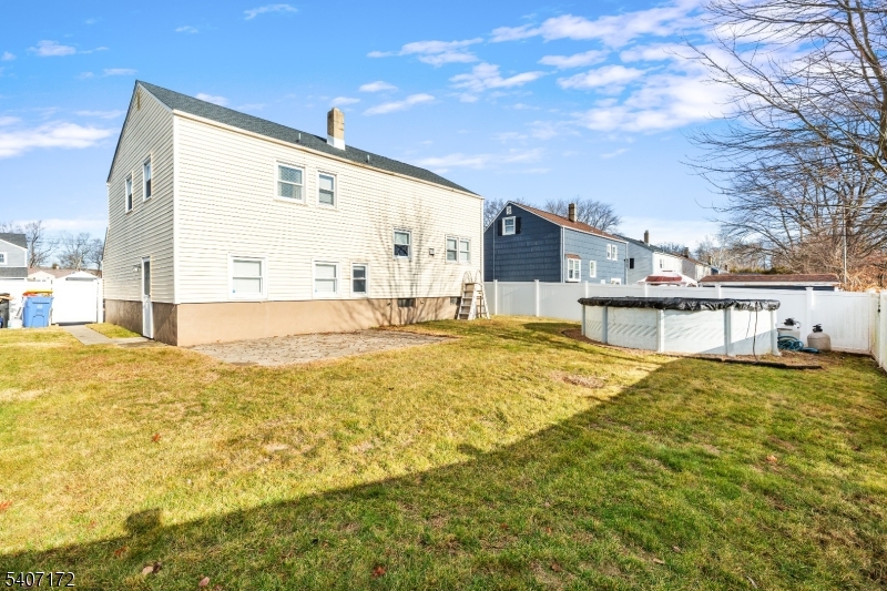 NOT IN A FLOOD ZONE - Residential