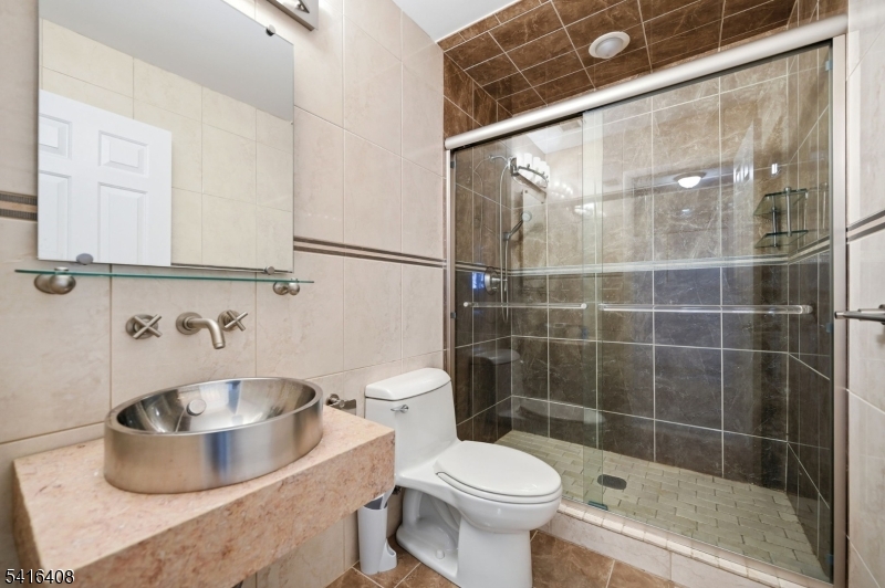 Chestnut Hill Park Condo - Residential