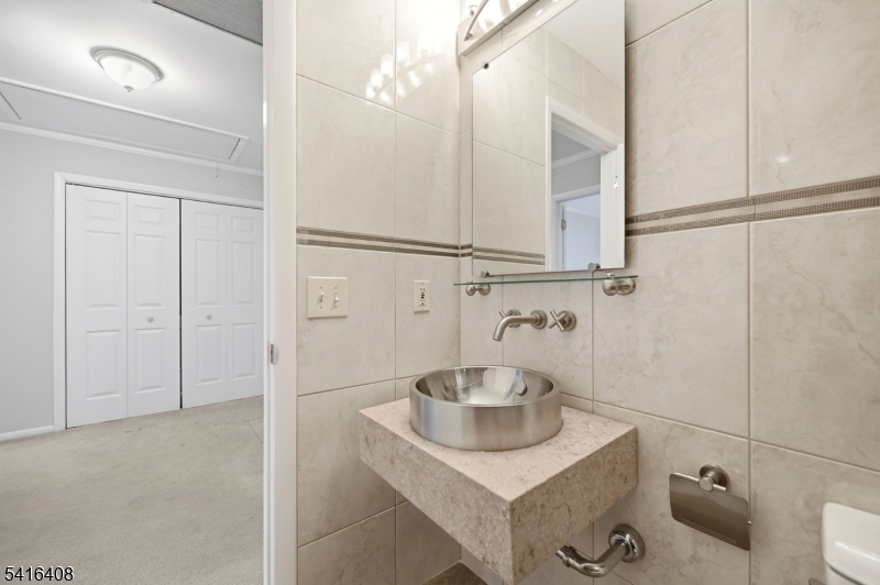 Chestnut Hill Park Condo - Residential