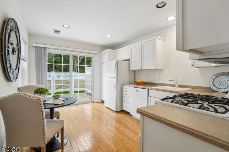 Hamilton Crest - Residential
