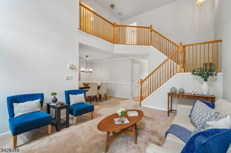 Hamilton Crest - Residential
