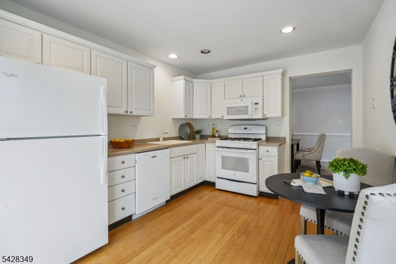 Hamilton Crest - Residential