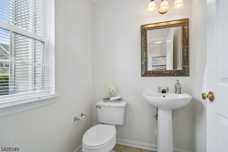 Hamilton Crest - Residential