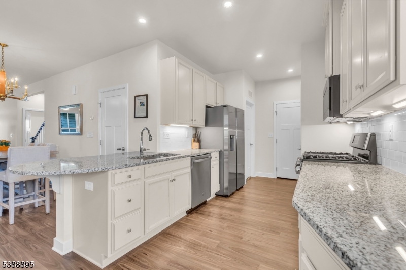 Hawk Pointe - Residential