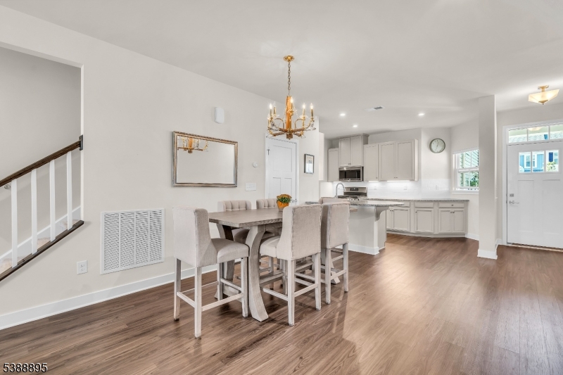 Hawk Pointe - Residential