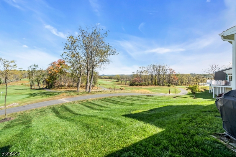 Hawk Pointe - Residential
