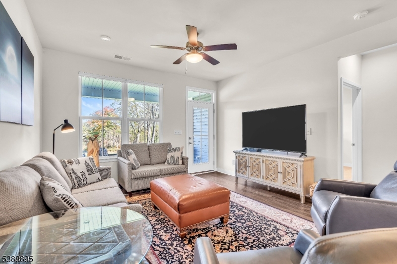 Hawk Pointe - Residential