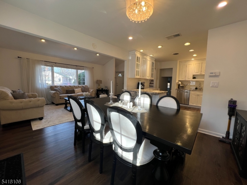 Pompton Mews Twnhouse Assoc - Residential