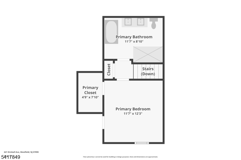 Main image without alt text