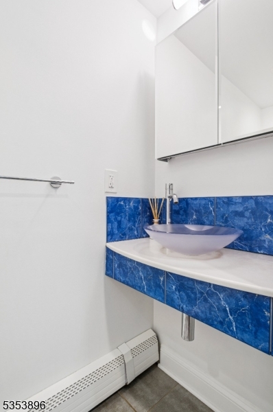 WESTERN - Residential