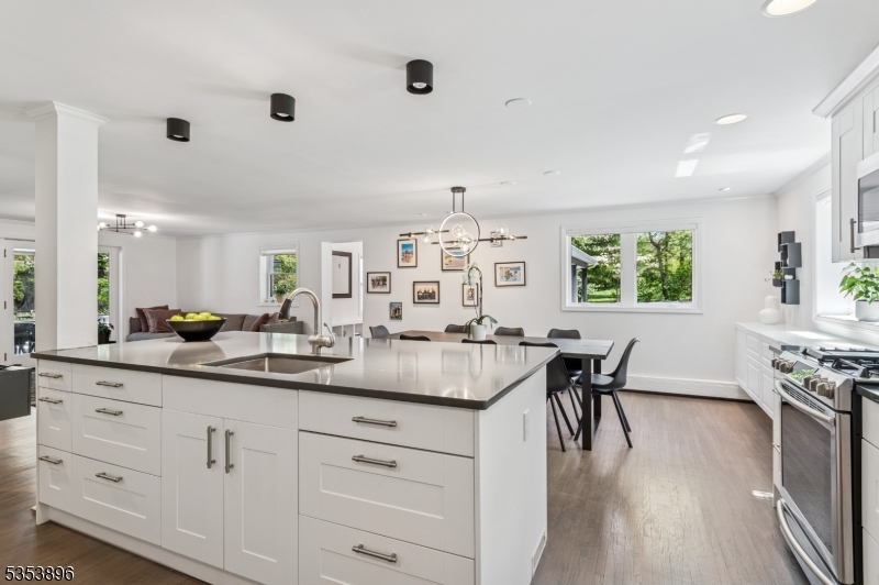 WESTERN - Residential