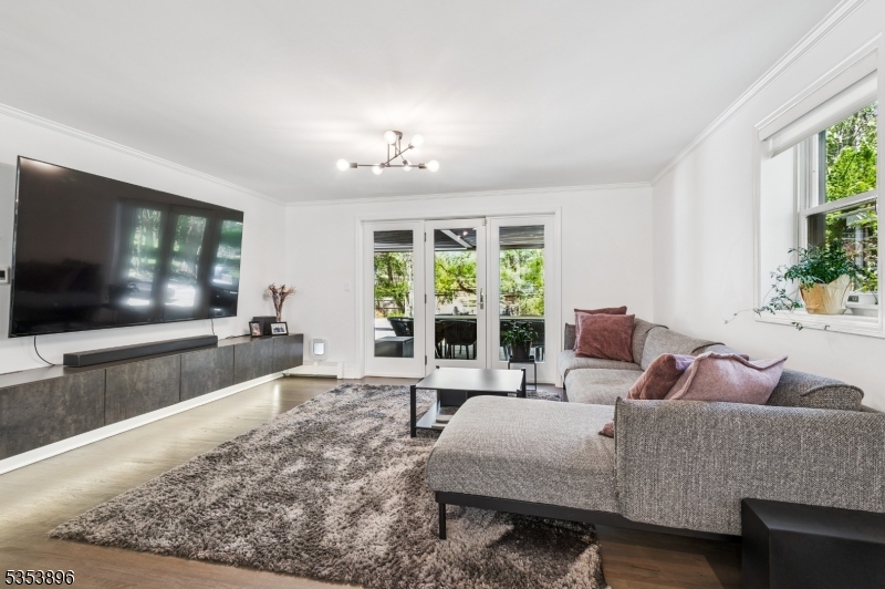 WESTERN - Residential