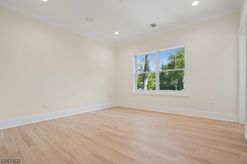 Collins - Residential