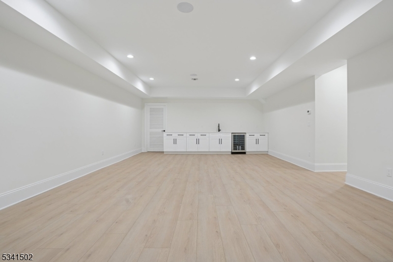 Collins - Residential